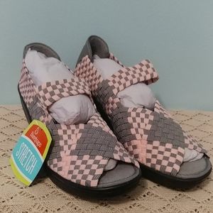 BareTraps wedge sandals